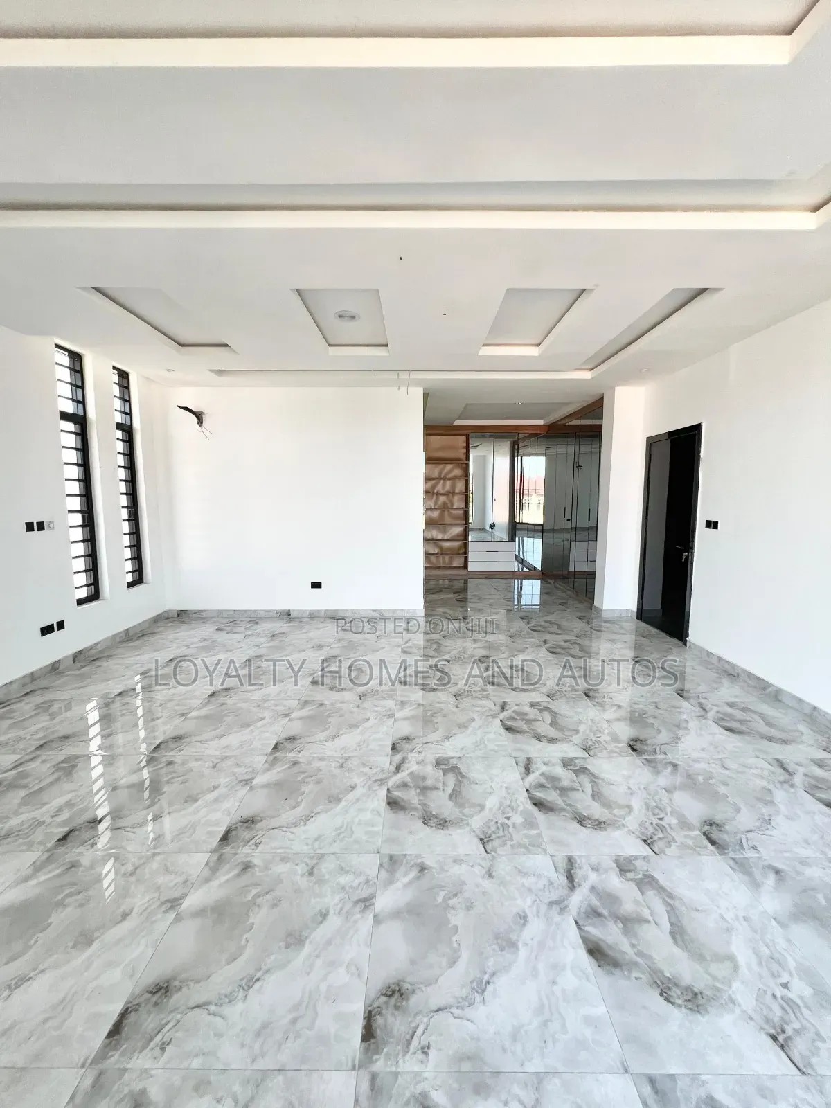 Furnished 4bdrm Duplex in Osapa london for sale in Osapa london