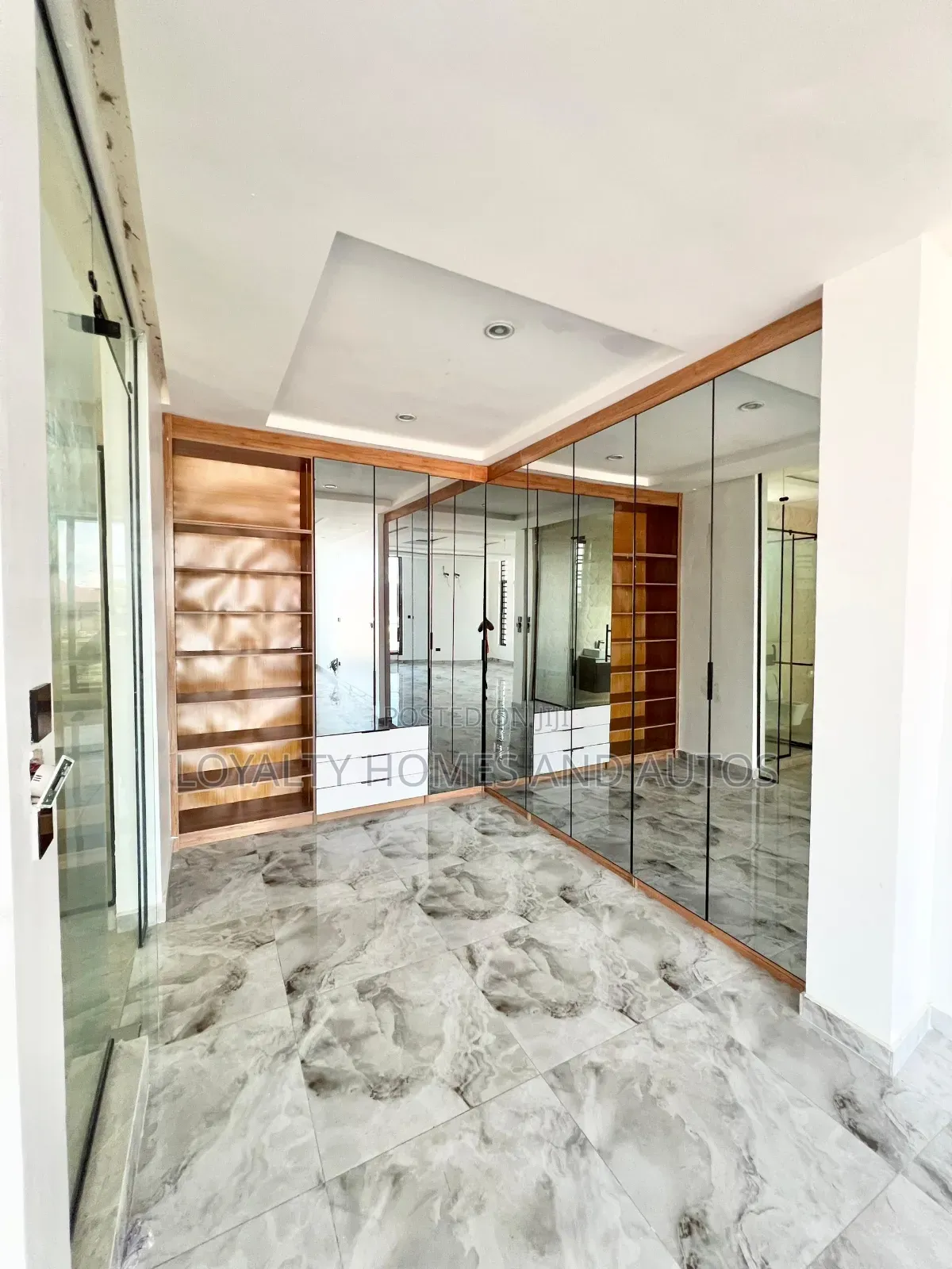 Furnished 4bdrm Duplex in Osapa london for sale in Osapa london