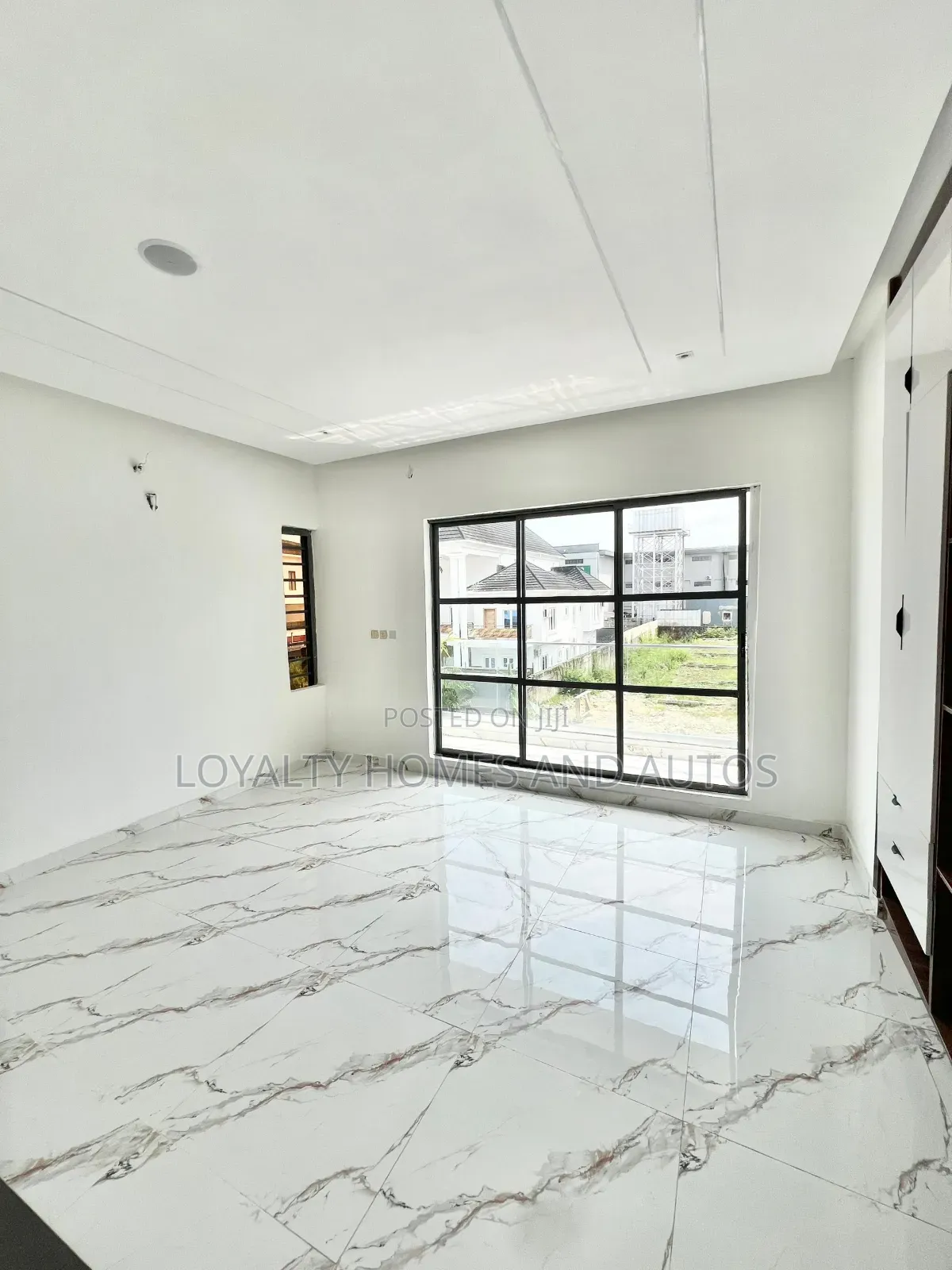 Furnished 5bdrm Duplex in Osapa london for sale in Osapa london