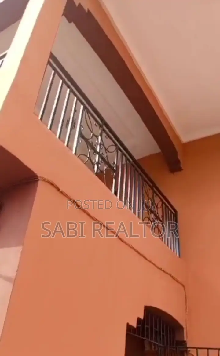 Furnished 2bdrm Block of Flats in Jakande Estate, Oke-Afa for sale in Oke-Afa