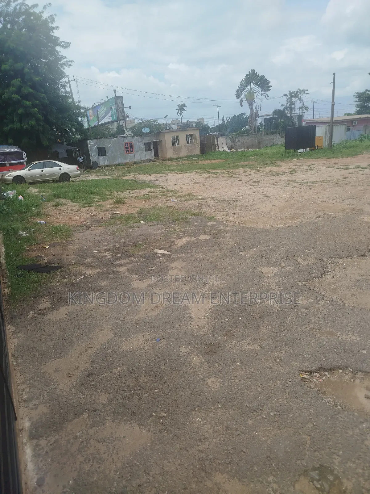2000 4000 SQM Corner Piece Land Ikeja Gra Lagos State in Ikeja GRA