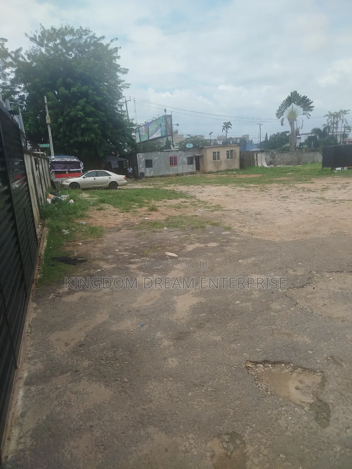 2000 4000 SQM Corner Piece Land Ikeja Gra Lagos State in Ikeja GRA