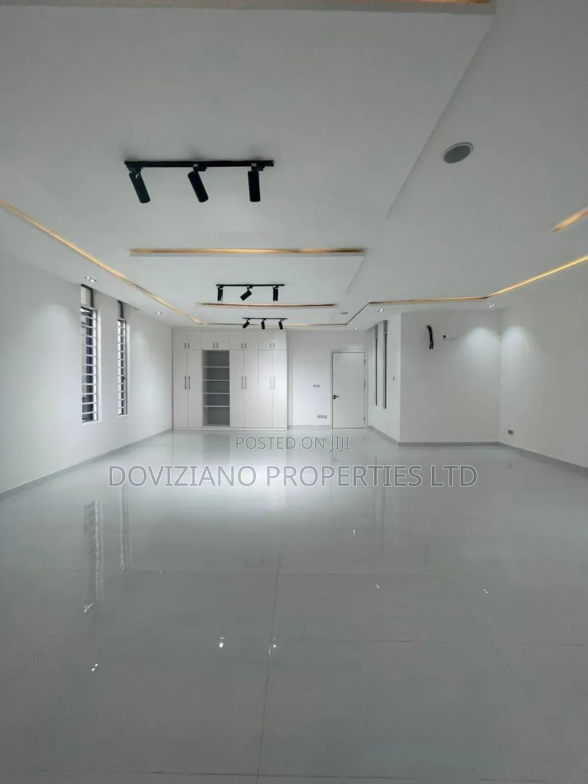 5bdrm Duplex in Lekki for sale in Lekki