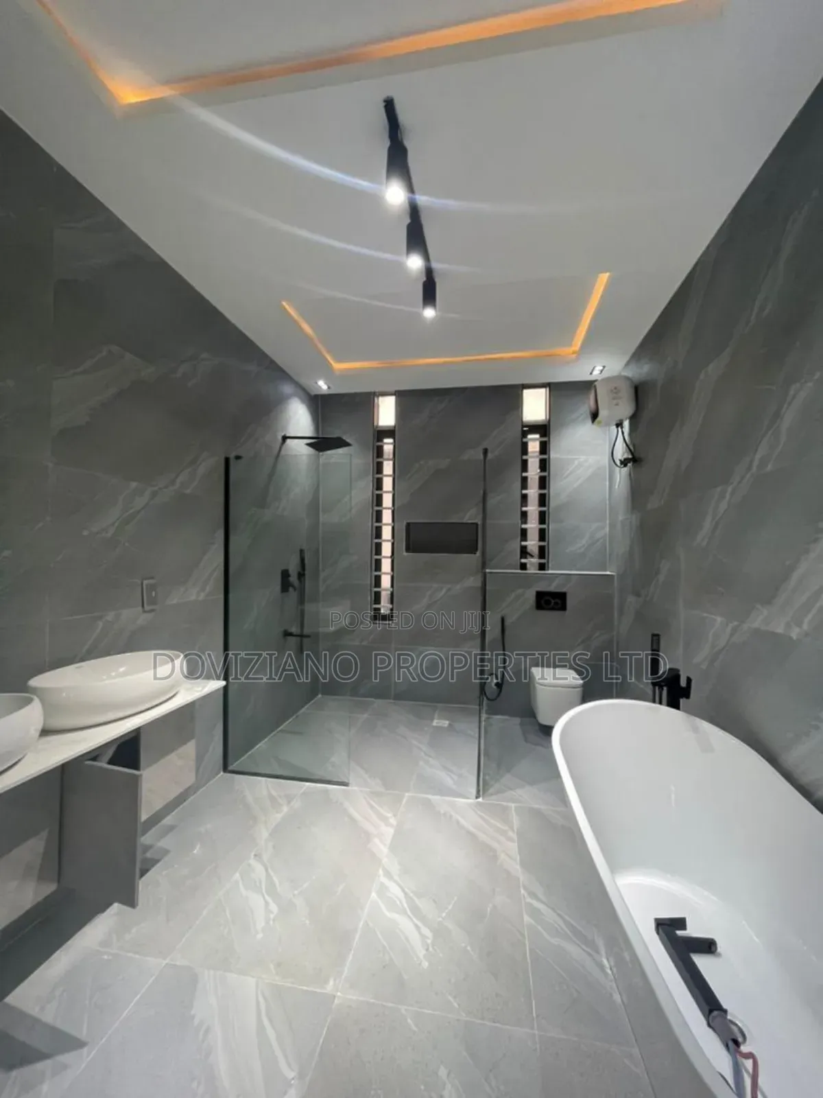5bdrm Duplex in Lekki for sale in Lekki