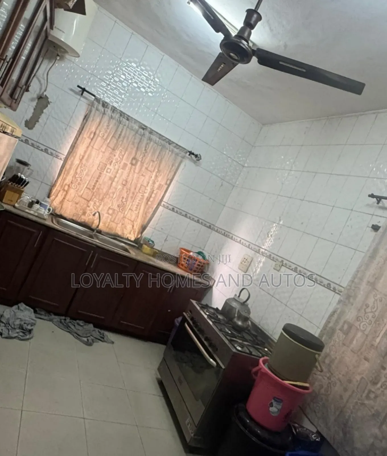 5bdrm Duplex in Omole Phase 1 for sale in Omole Phase 1