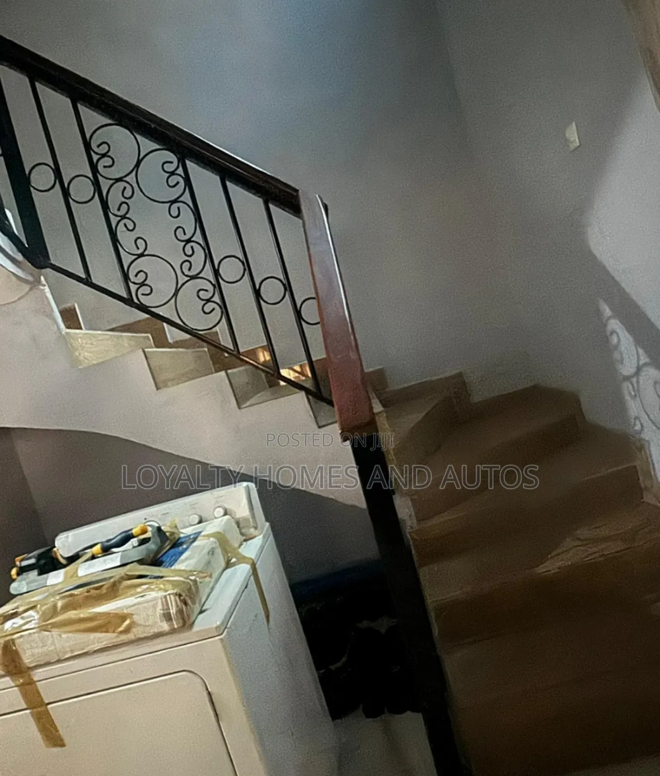5bdrm Duplex in Omole Phase 1 for sale in Omole Phase 1