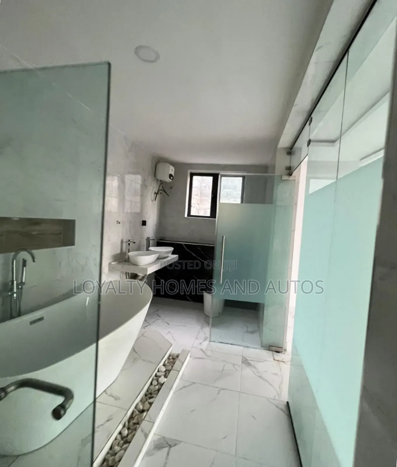 Furnished 5bdrm Duplex in Omole Phase 1 for sale in Omole Phase 1