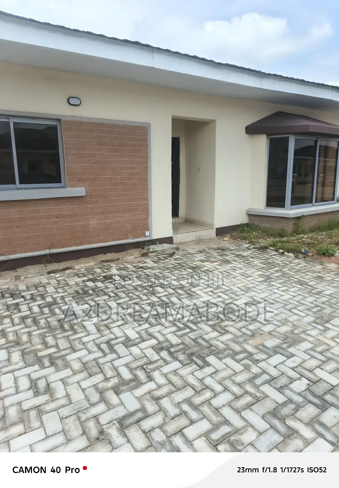 3bdrm Bungalow in T.A Garden, Isheri North for sale in Isheri North