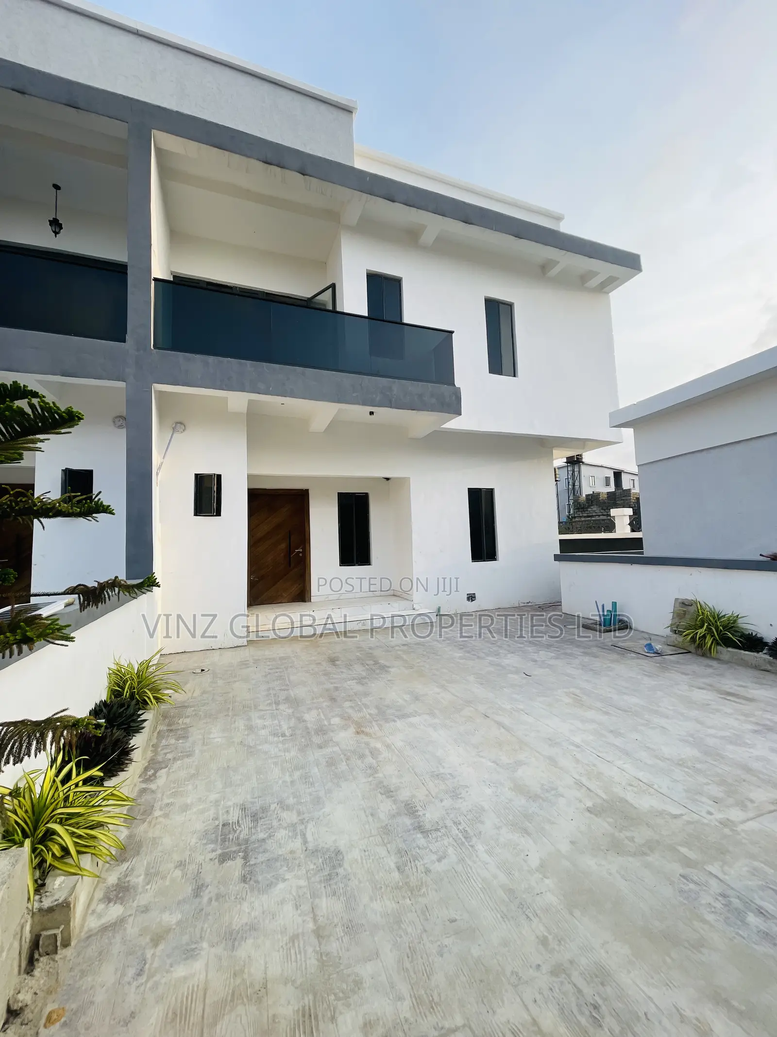 4bdrm Duplex in Sangotedo for sale in Sangotedo