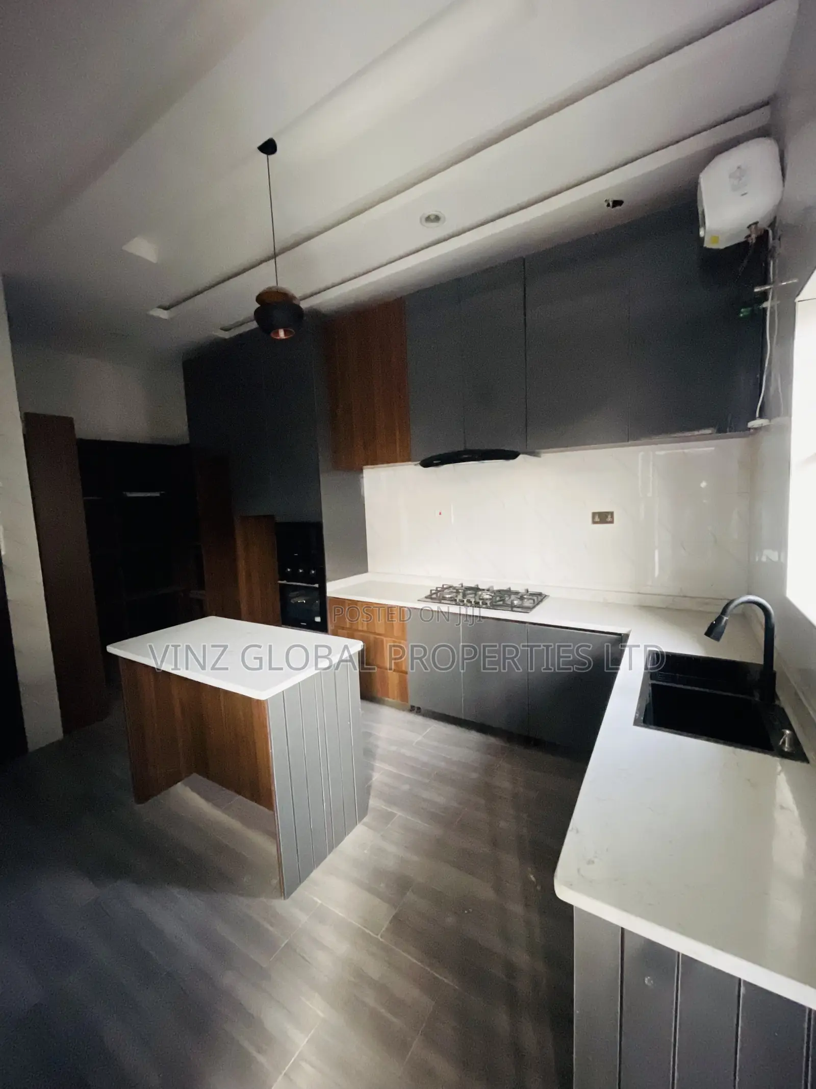 4bdrm Duplex in Sangotedo for sale in Sangotedo