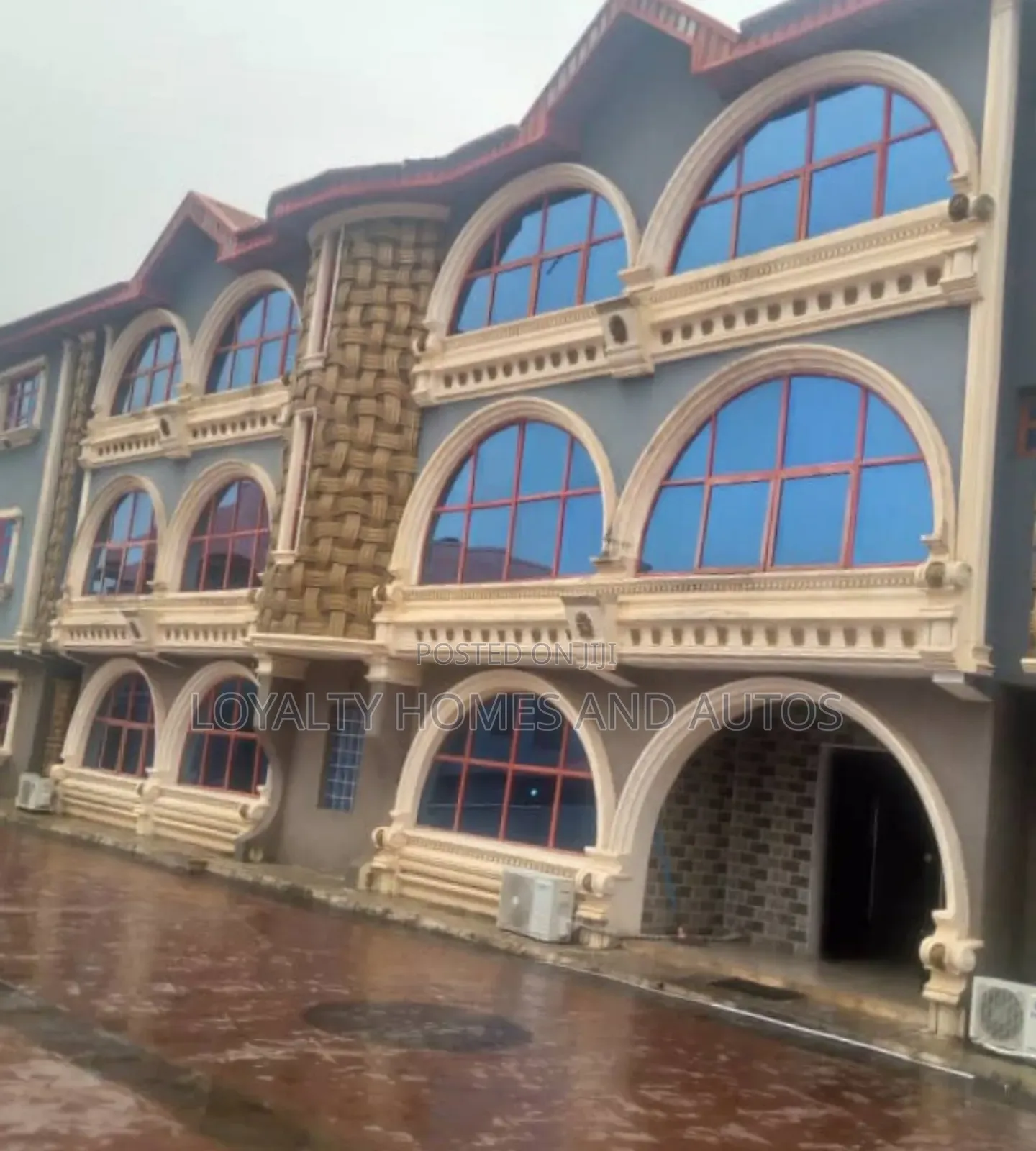 24-Rooms Hotel for Sale in Egbeda