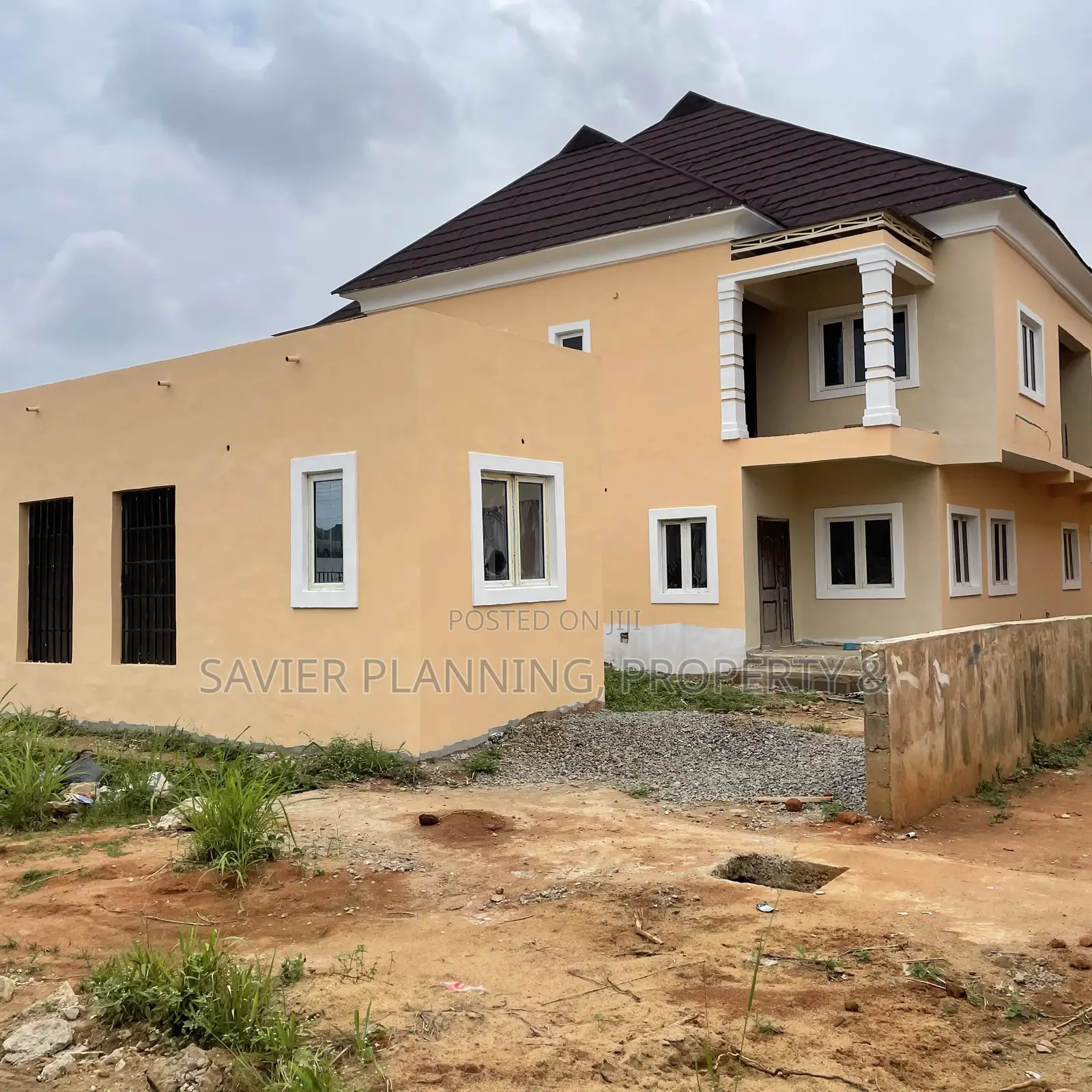 16bdrm Duplex in Adron City Of David, Shimawa for sale in Shimawa
