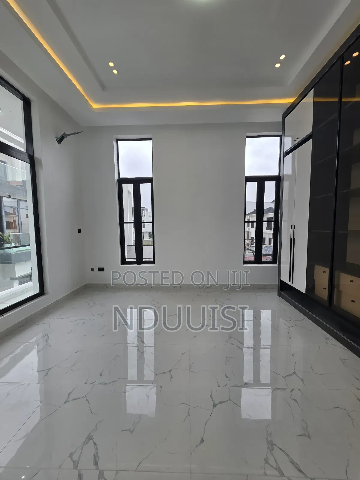 5bdrm Duplex in Lekki County Homes for sale in Lekki Phase 1