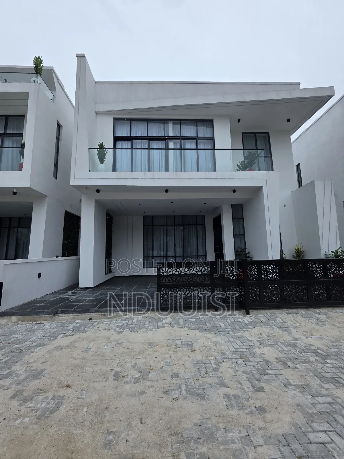 5bdrm Duplex in Discovery Estate, Lekki Phase 1 for sale in Lekki Phase 1