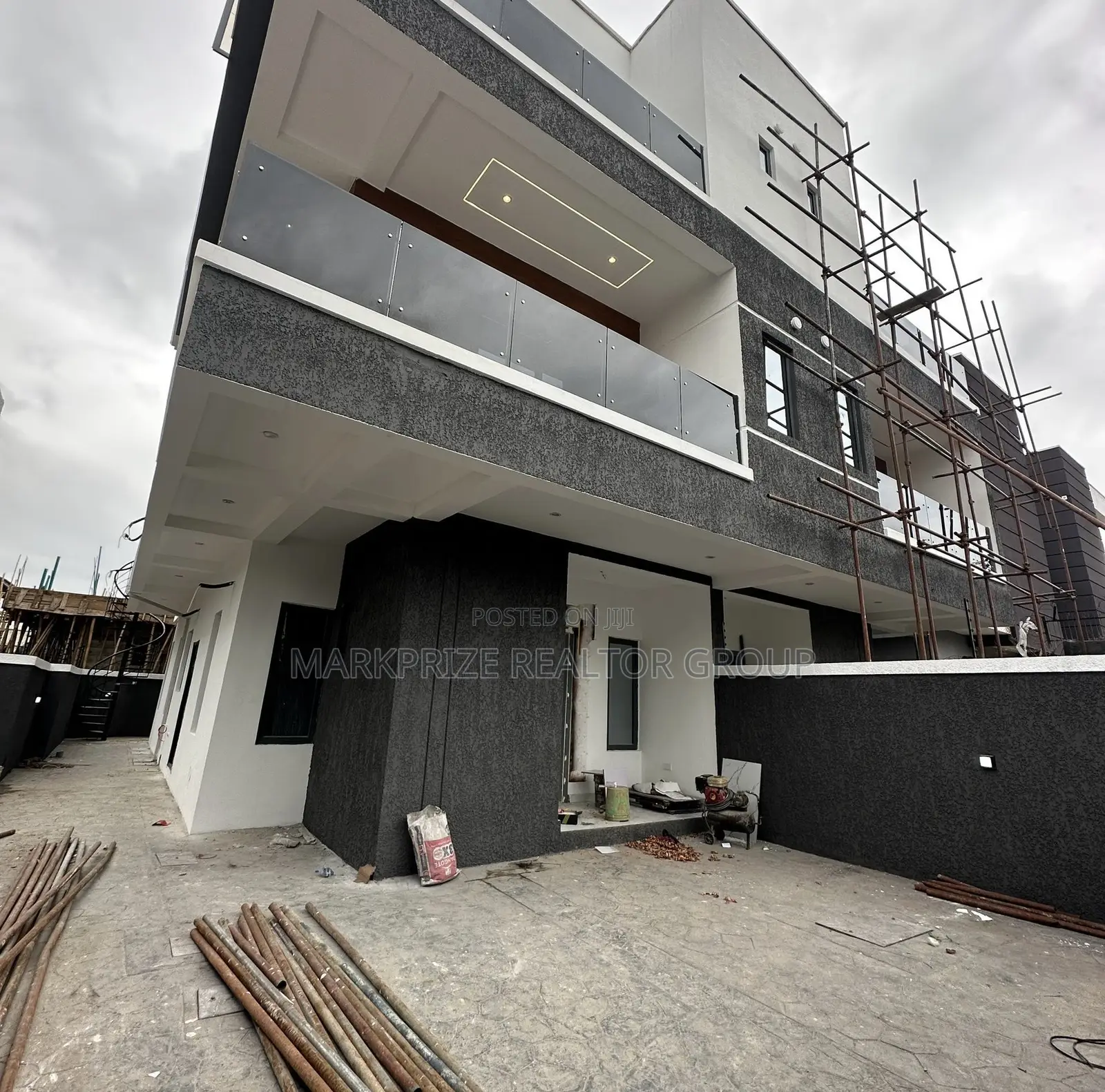 4bdrm Duplex in Ogudu Gra Phase 1 for sale in Ogudu GRA