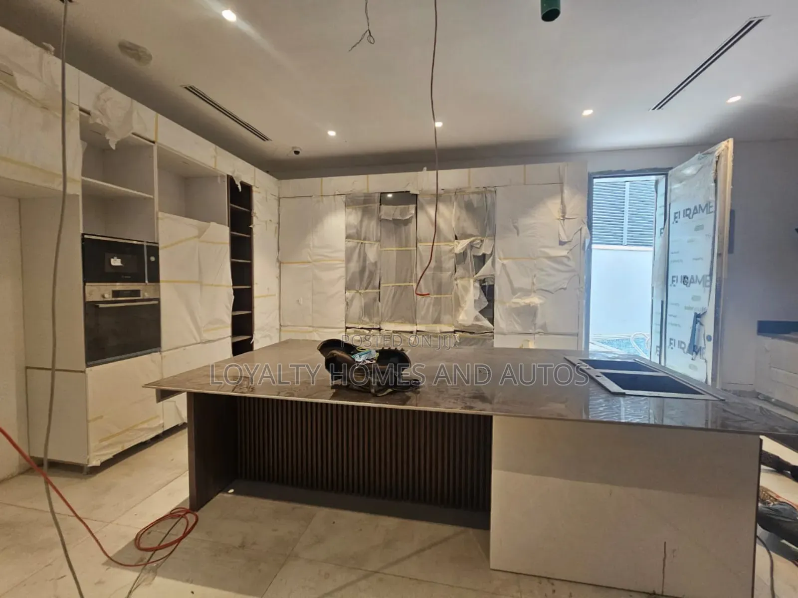 Furnished 7bdrm Mansion in Banana Island Ikoyi for sale in Banana Island
