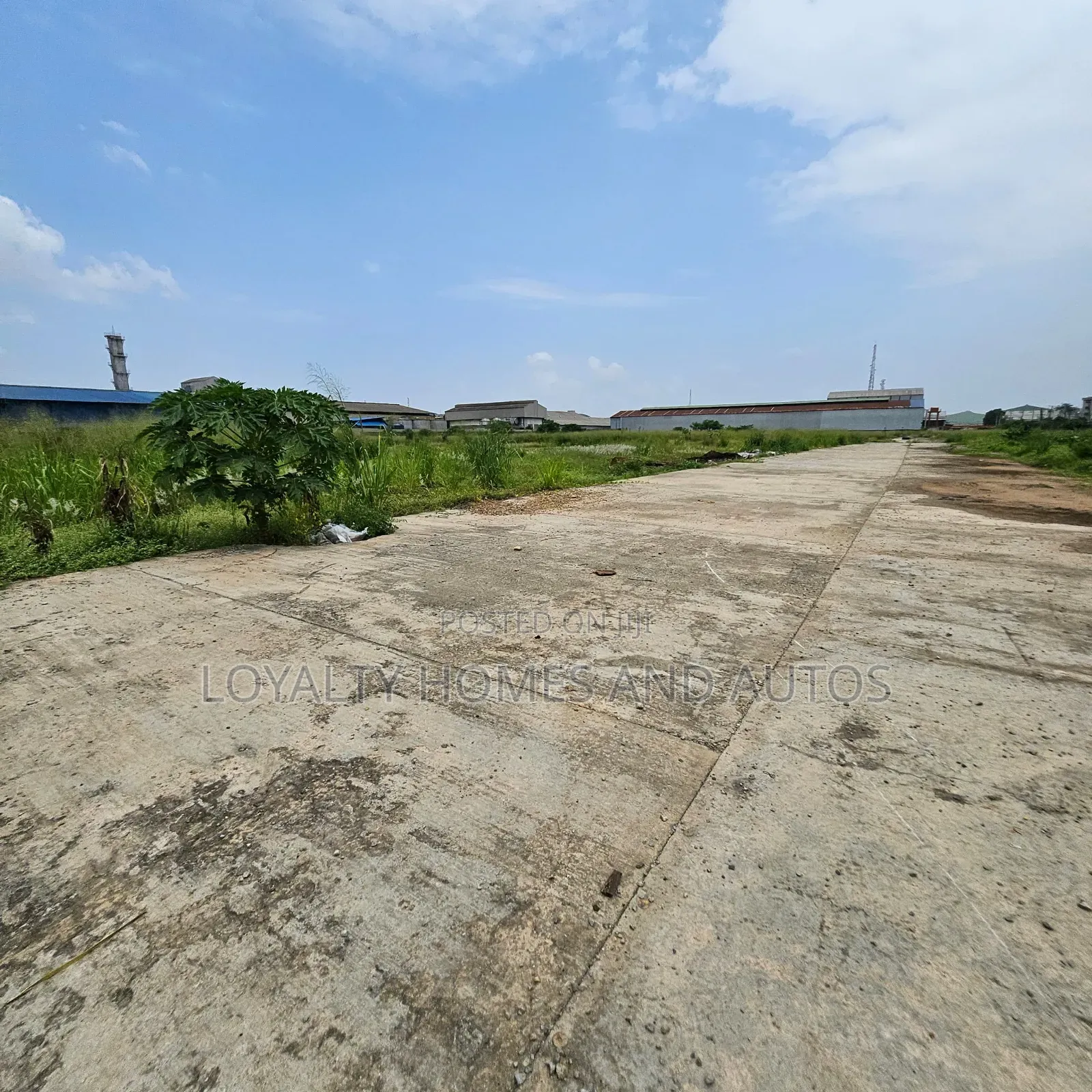 Commercial/ Industrial 13 Acres Landed Property 4 Sale in Ikeja Lagos in Ikeja