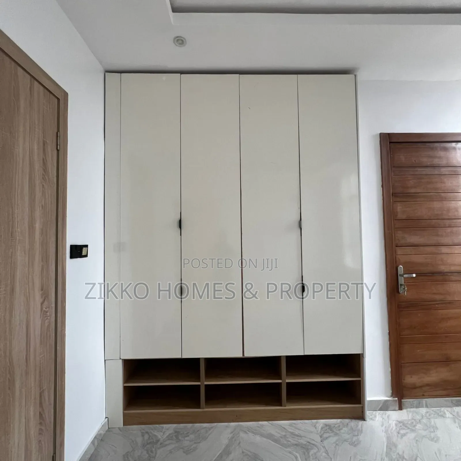 2bdrm Apartment in Ikota Gra, Lekki for sale in Lekki