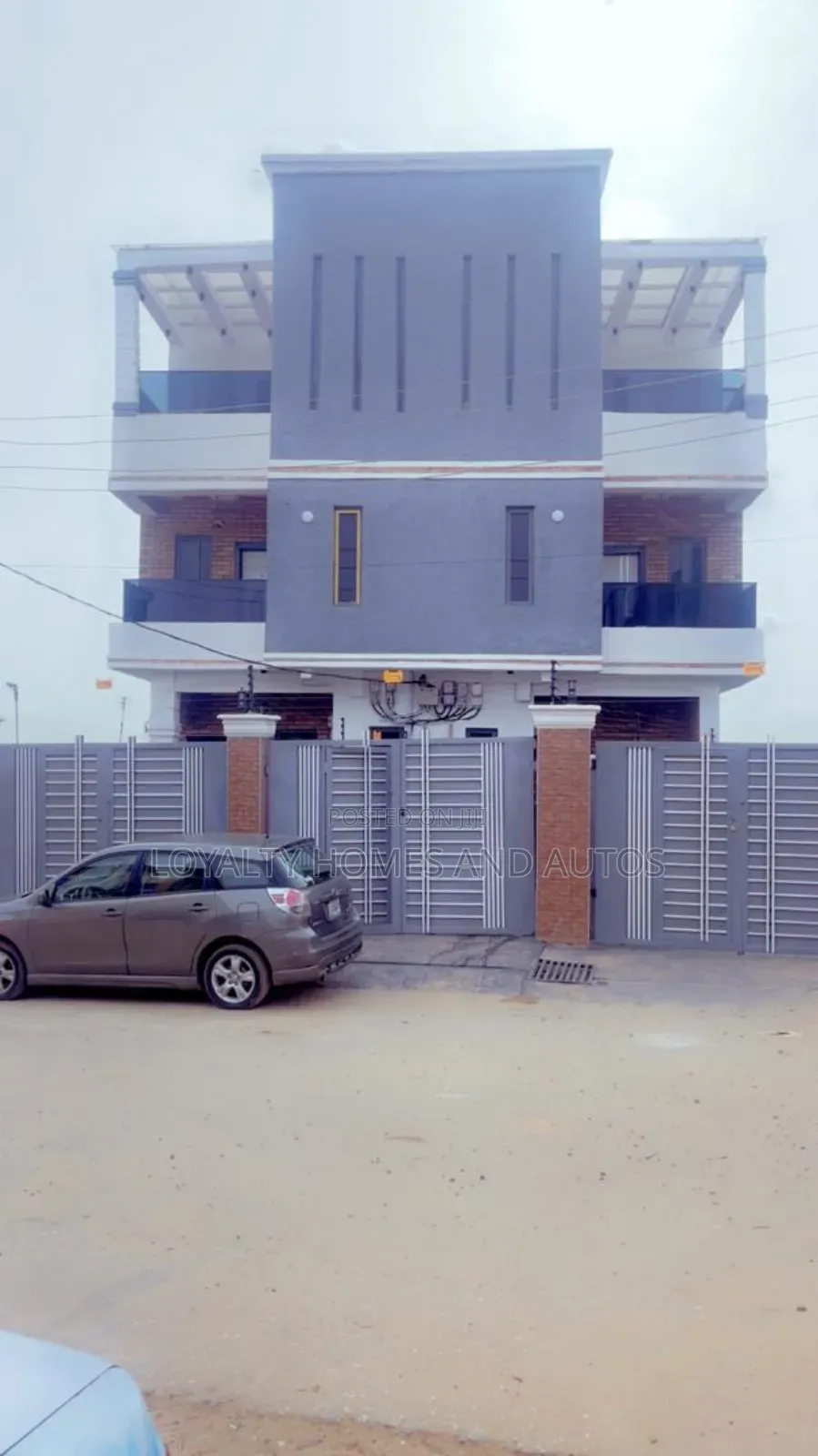 4bdrm Duplex in Ogudu for sale in Ogudu GRA