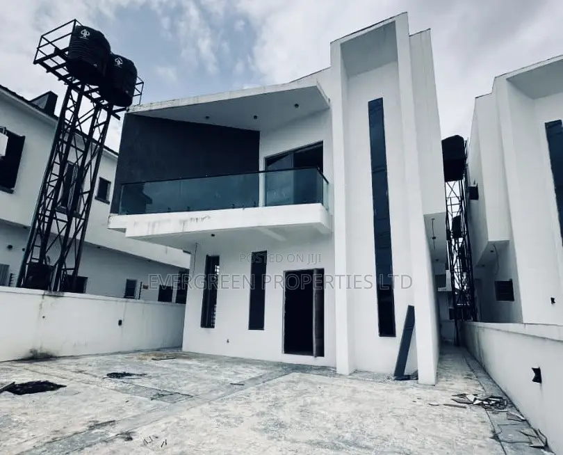 4bdrm Duplex in Lekki Gardens Estate for sale in Lekki Gardens Estate