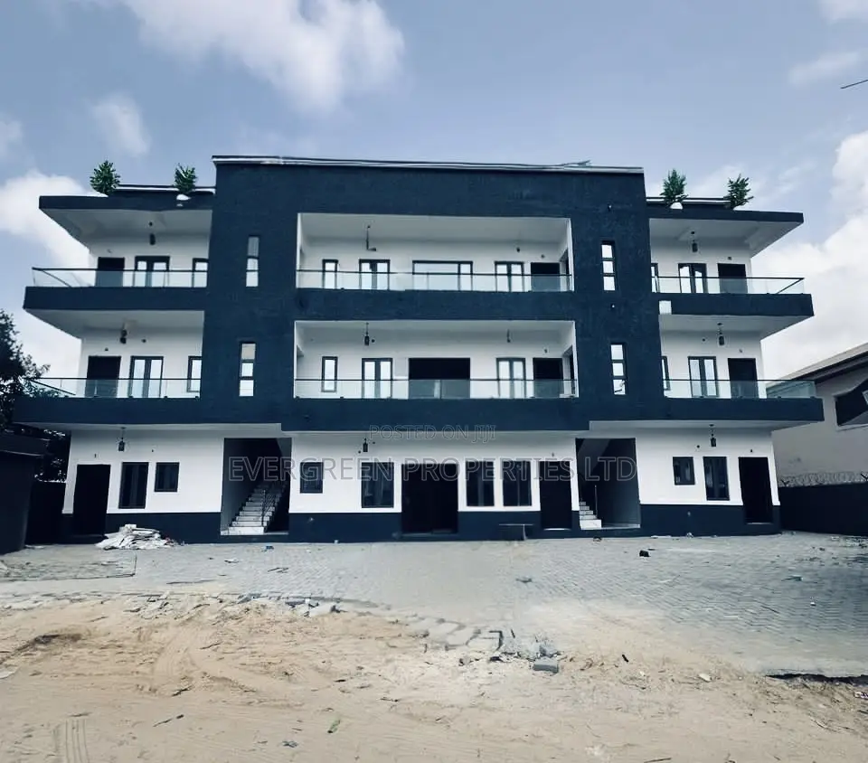 1bdrm Block of Flats in Sangotedo for sale in Sangotedo