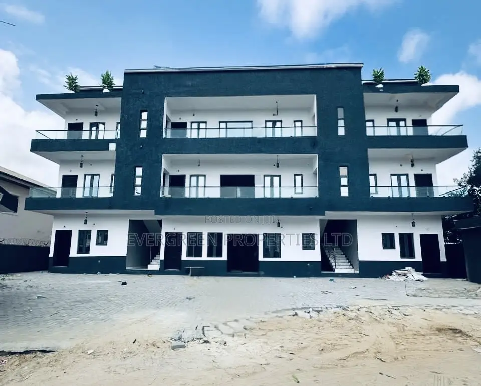 1bdrm Block of Flats in Sangotedo for sale in Sangotedo