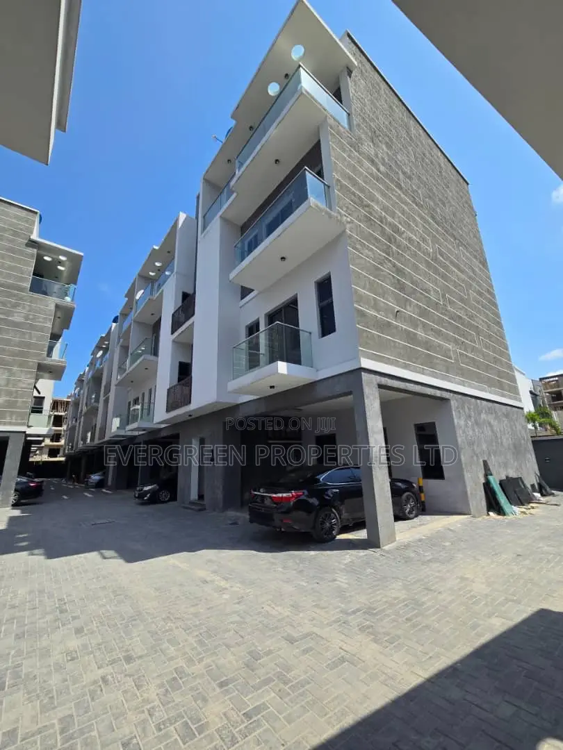1bdrm Block of Flats in Lekki Phase 1 for sale in Lekki Phase 1