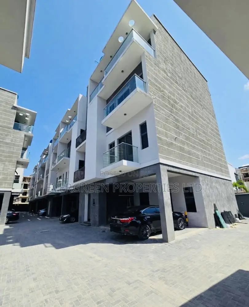 1bdrm Block of Flats in Lekki Phase 1 for sale in Lekki Phase 1