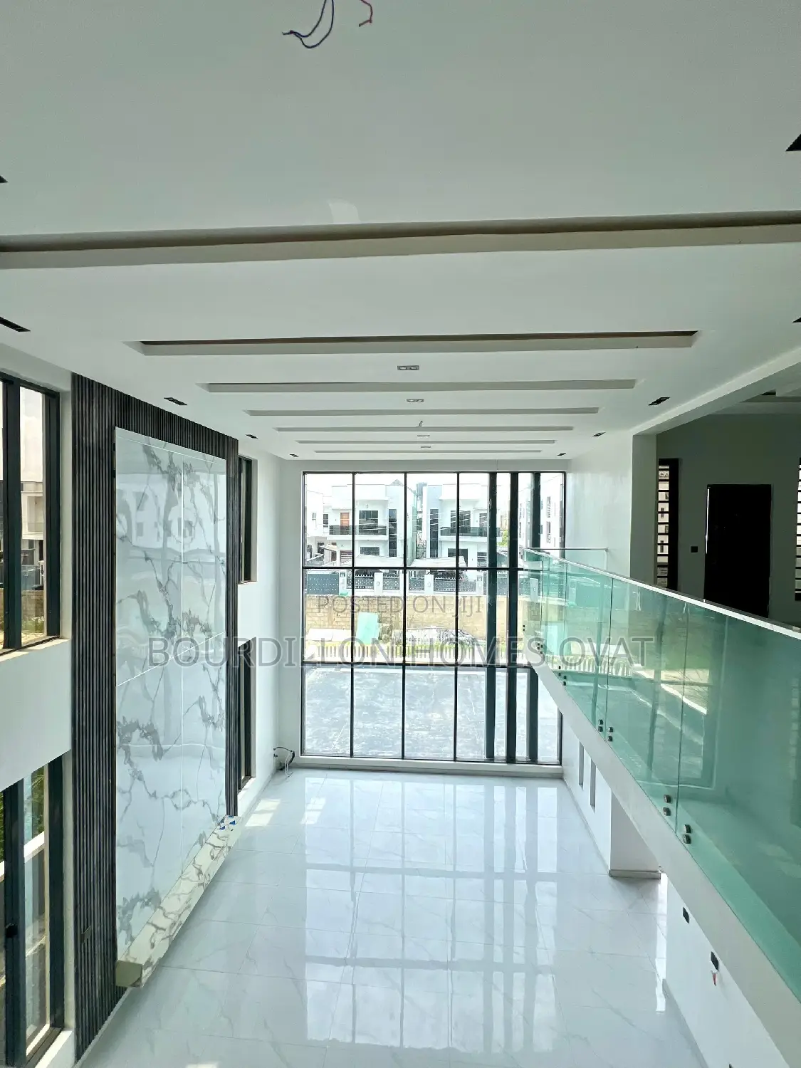 5bdrm Duplex in Ikota for sale in Ikota