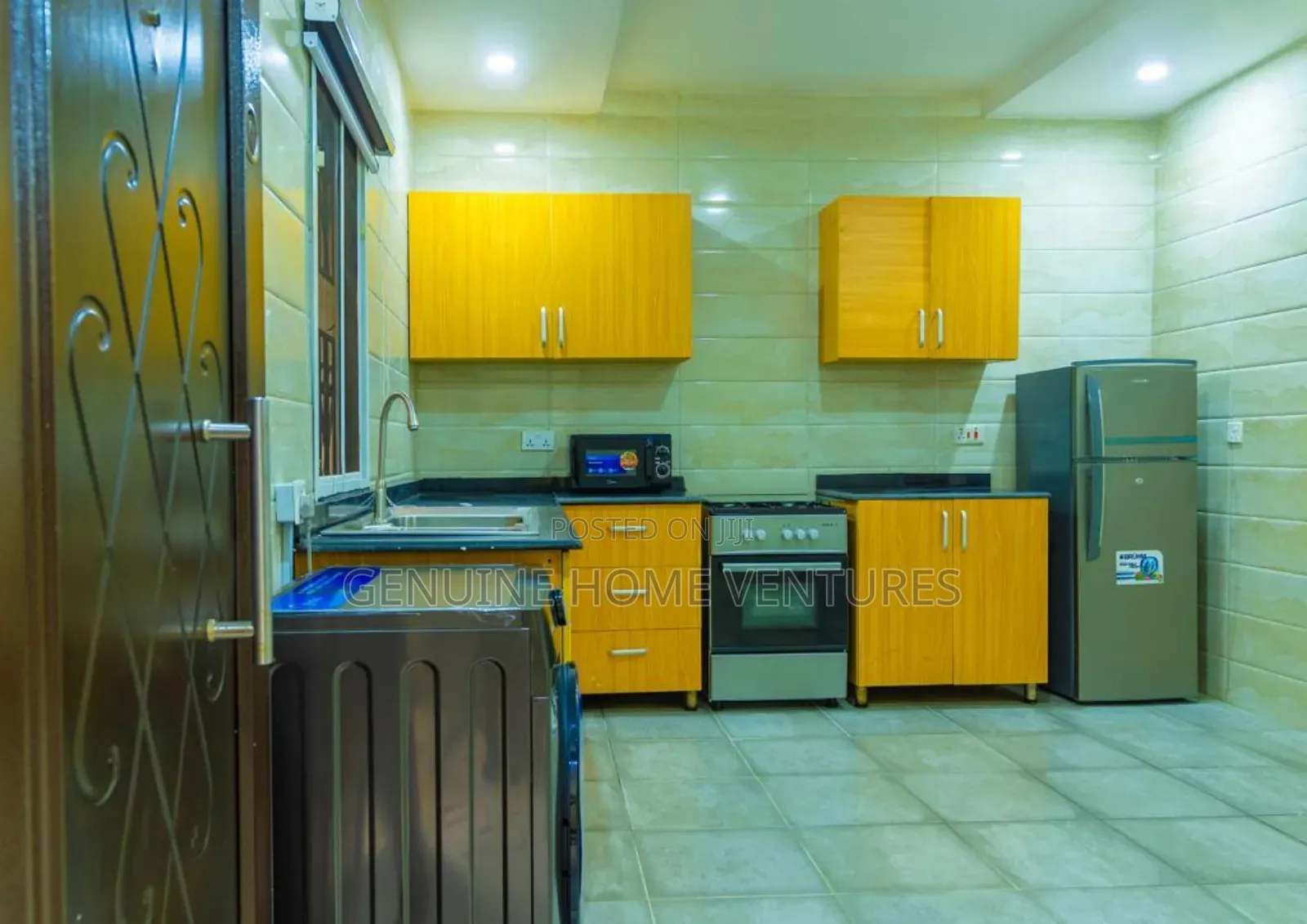 Furnished 5bdrm Duplex in Silver Springs for rent in Agungi