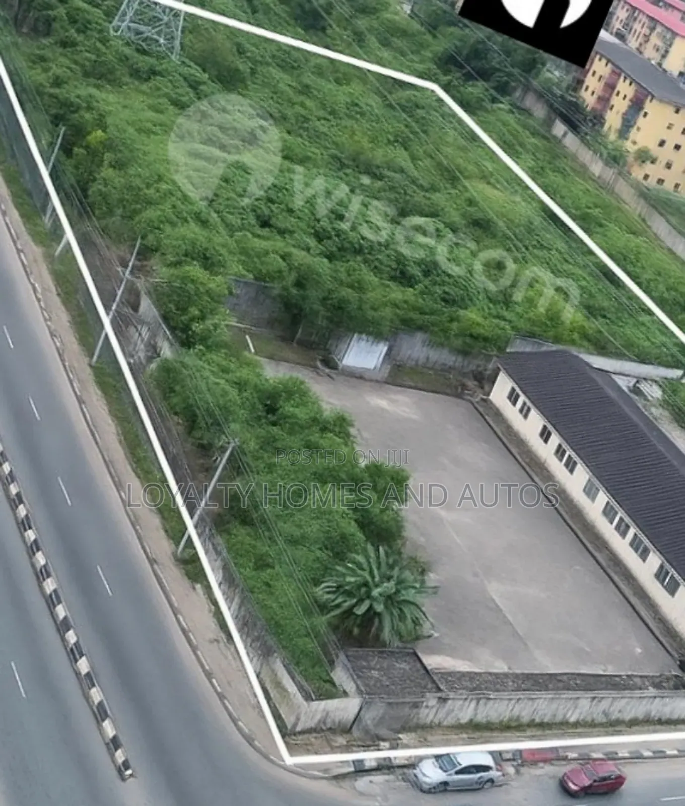 Large Expanse of Land for Sale in a Prime Location in Western Avenue