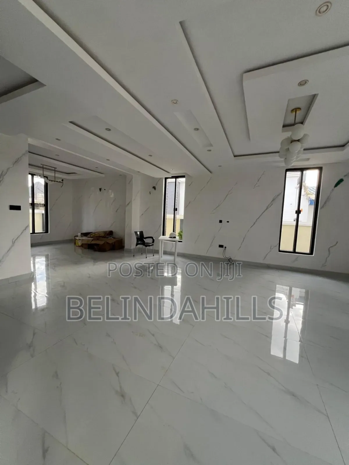 6bdrm Duplex in Apo Resettlement for sale in Apo Resettlement