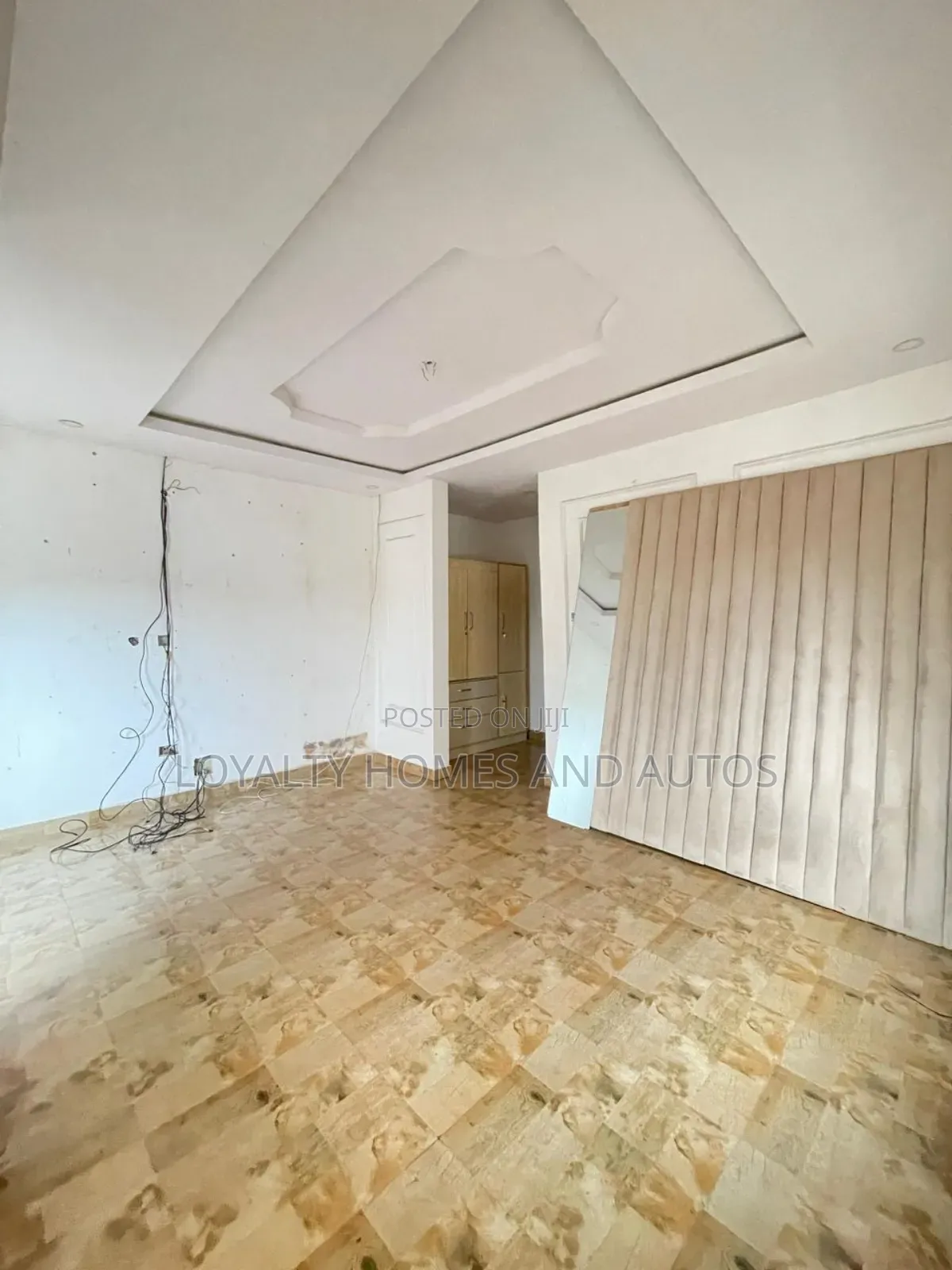4bdrm Duplex in Ikeja Lagos Mainland, Adeniyi Jones for sale in Adeniyi Jones