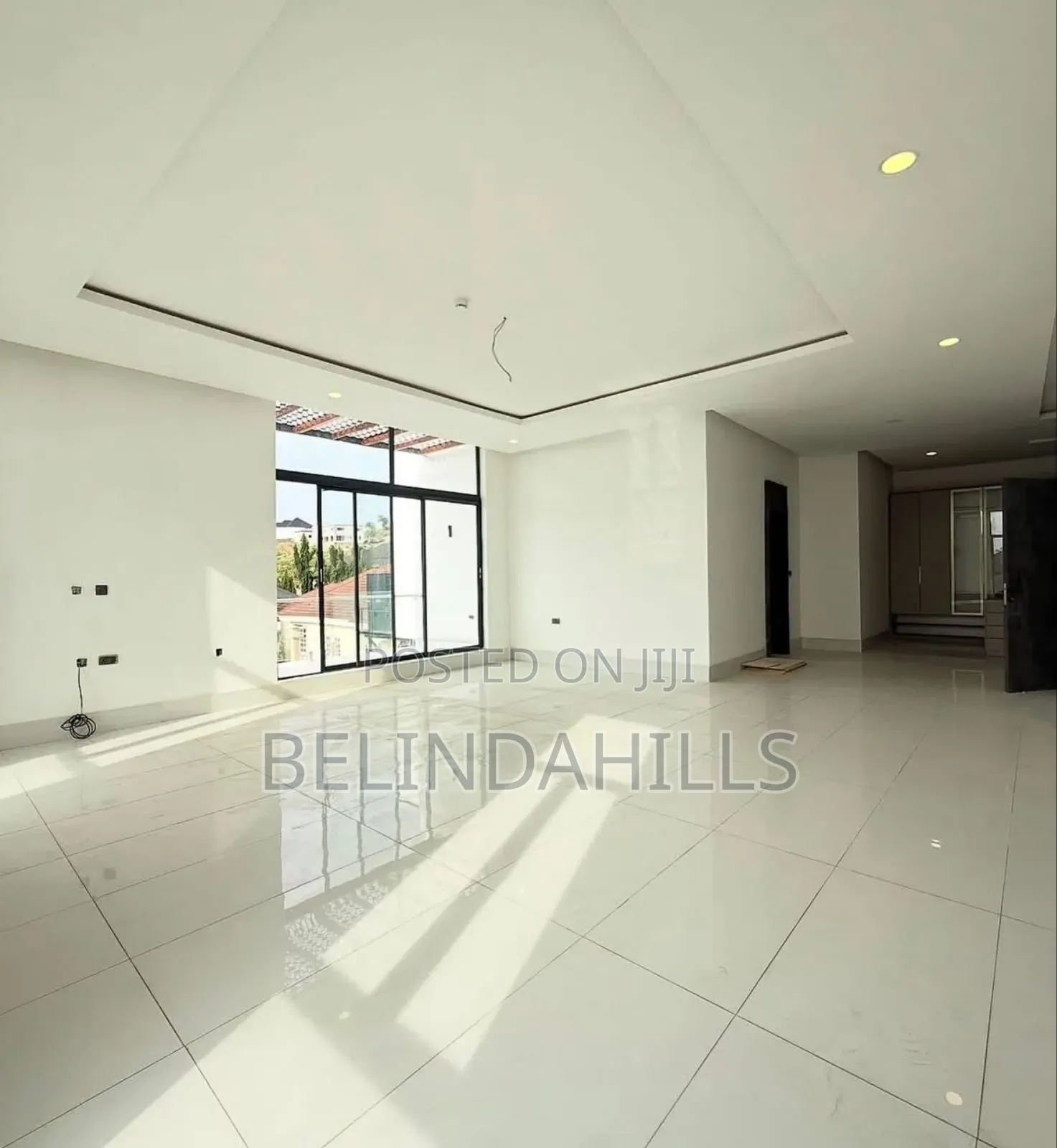 8bdrm Duplex in Asokoro for sale in Asokoro