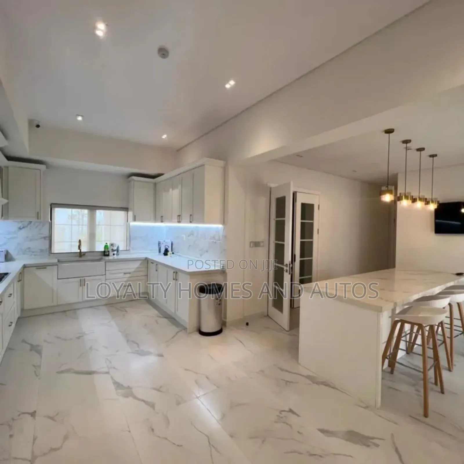 6bdrm Mansion in Ikoyi Lagos for sale in Ikoyi