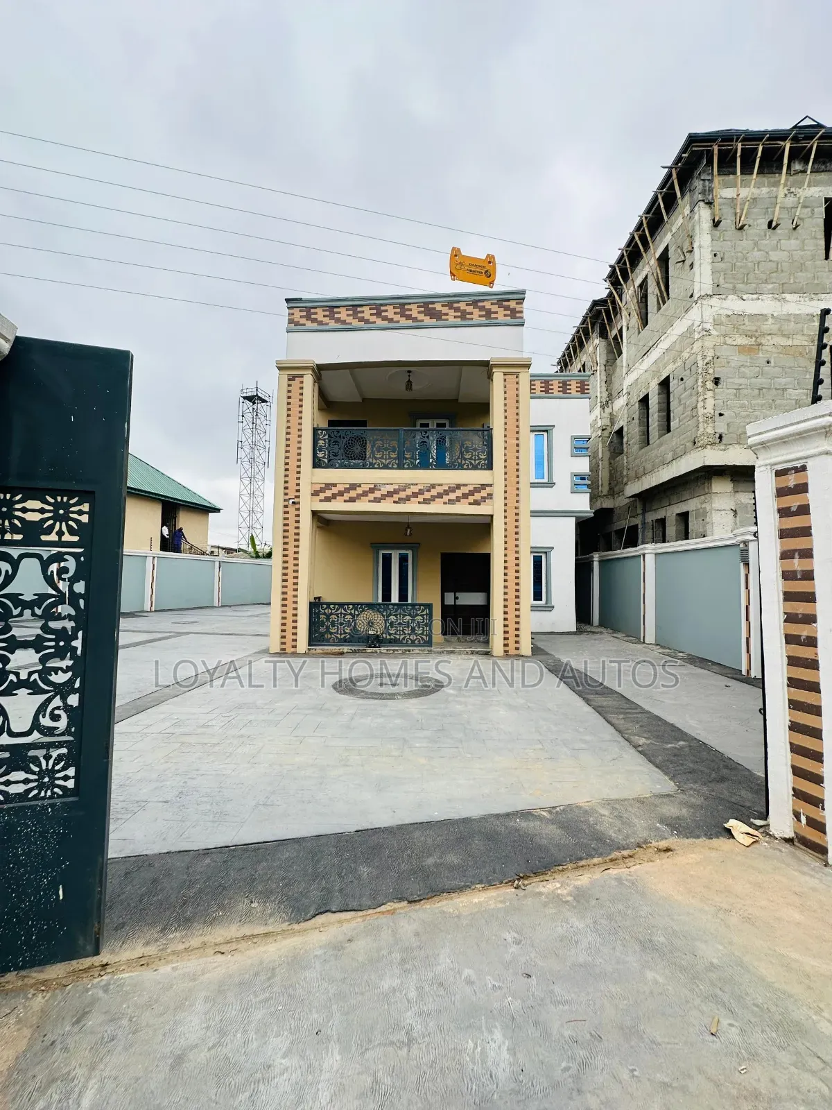 Furnished 4bdrm Duplex in Agege for sale in Agege