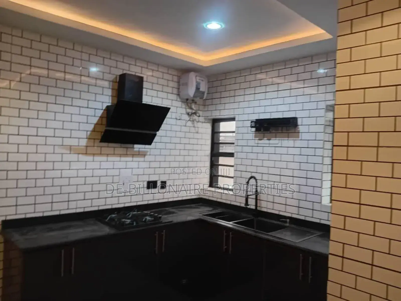 4bdrm Duplex in Owerri for sale in Owerri