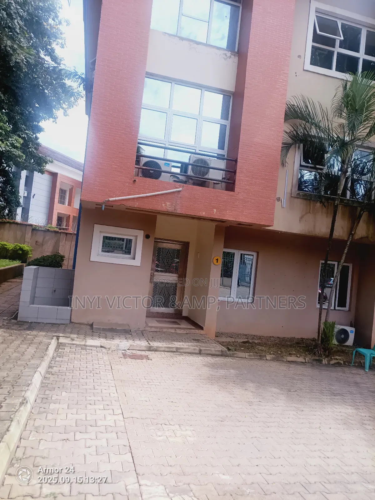 4bdrm Townhouse/Terrace in Exquisite Terraces, Maitama for sale in Maitama