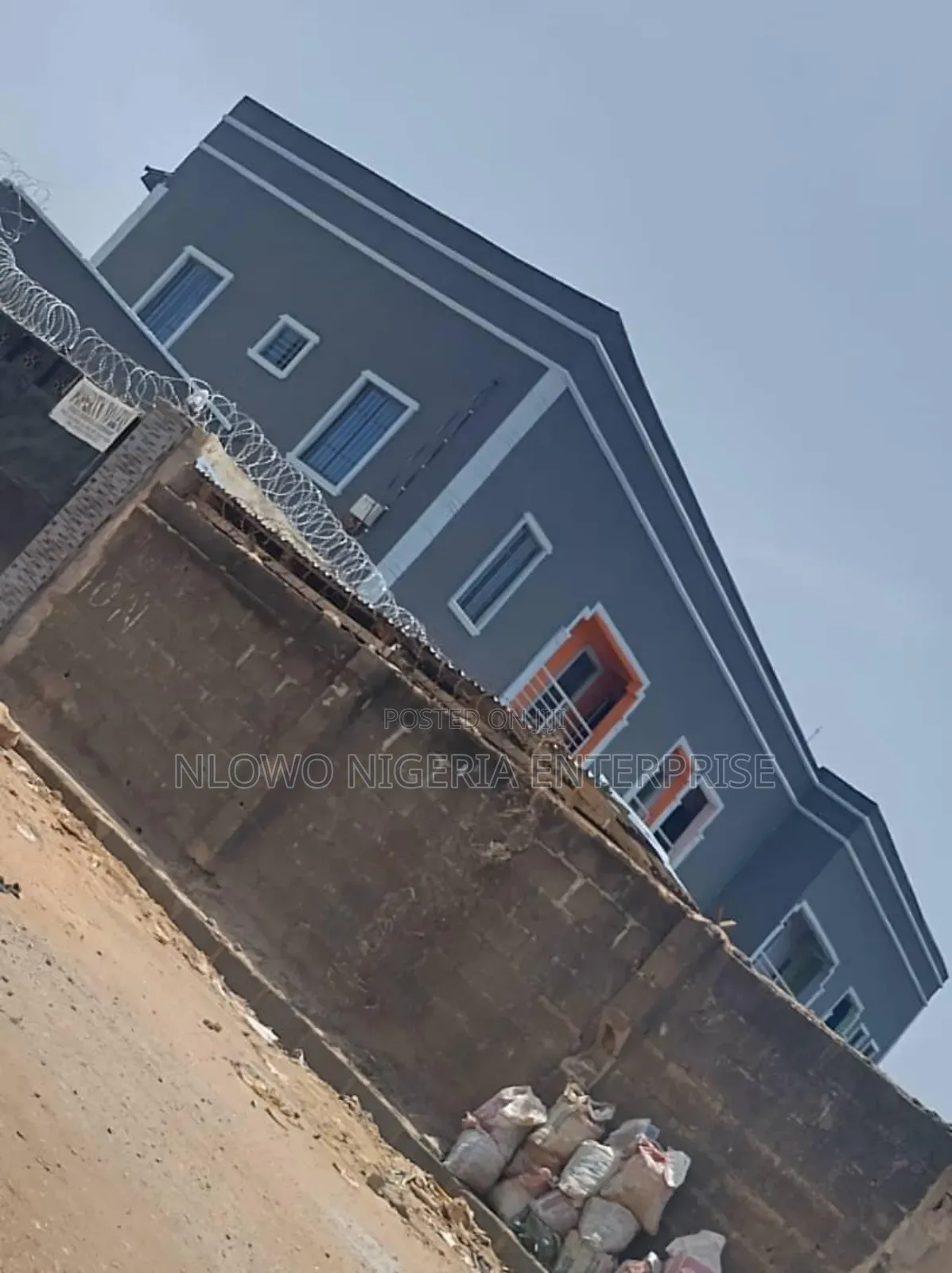 2bdrm Block of Flats in Centre Estate Ipaja for sale in Ipaja / Ipaja