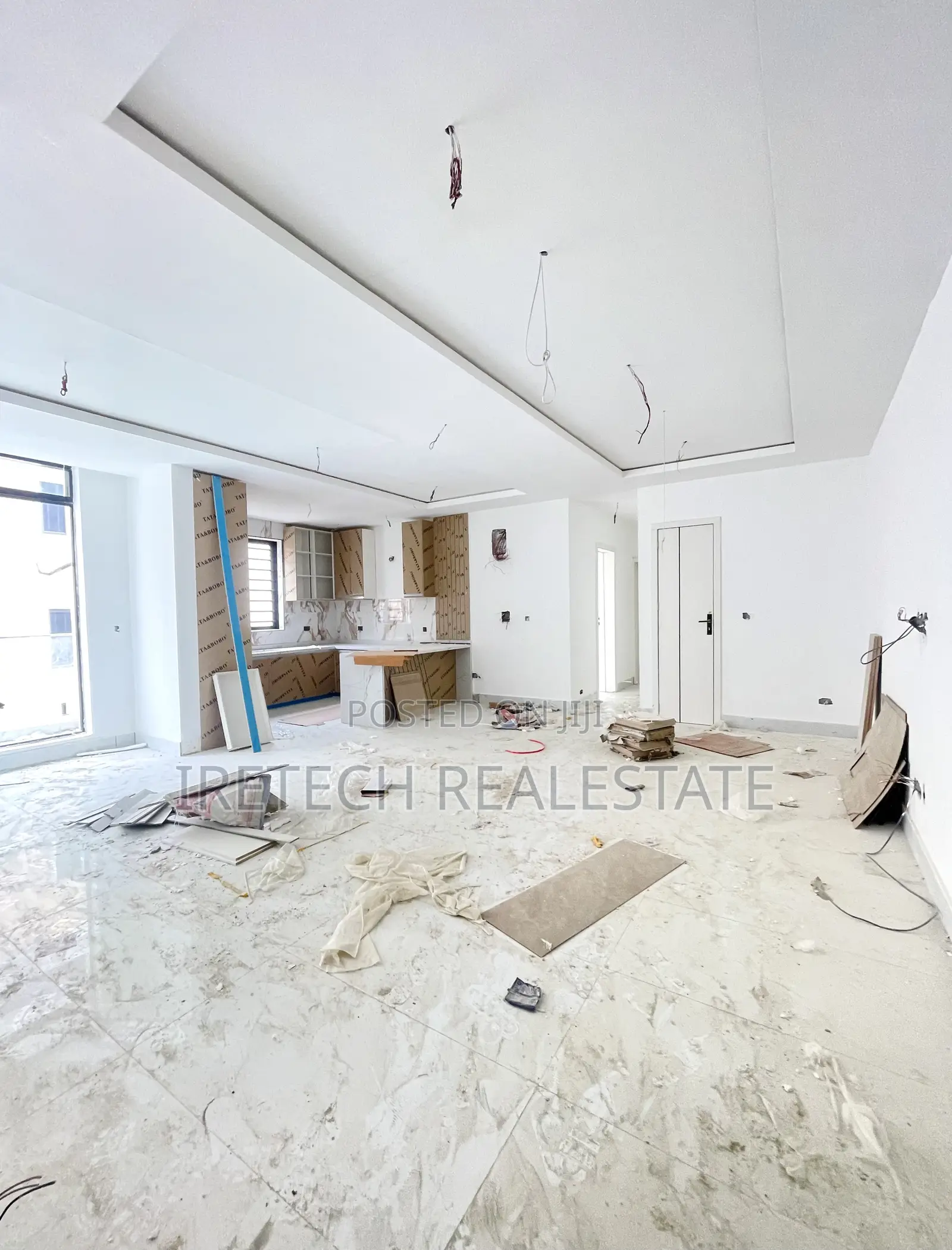 Luxury Serviced 2 Bed With Elevator And Fully Equipped Gym in Lekki