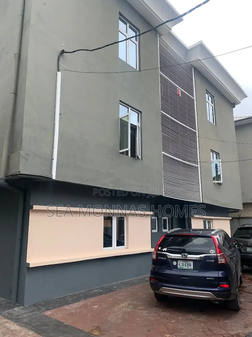 3bdrm Block of Flats in Chevy View Estate, Chevron for rent in Chevron
