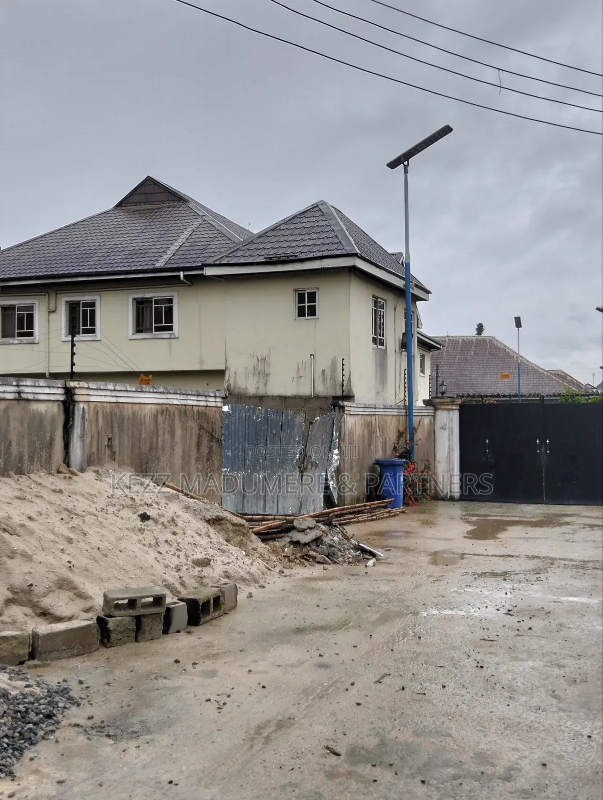 2bdrm Block of Flats in Freedom Estate Sars for rent in Port-Harcourt