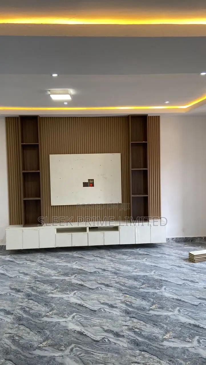 Furnished 4bdrm Duplex in FHA for sale in FHA