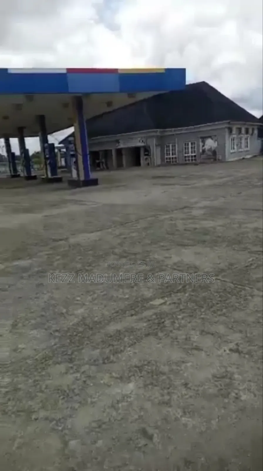 For Sale:Functional 12 Pumps Mega Filling Station in Owerri,Imo State in Owerri