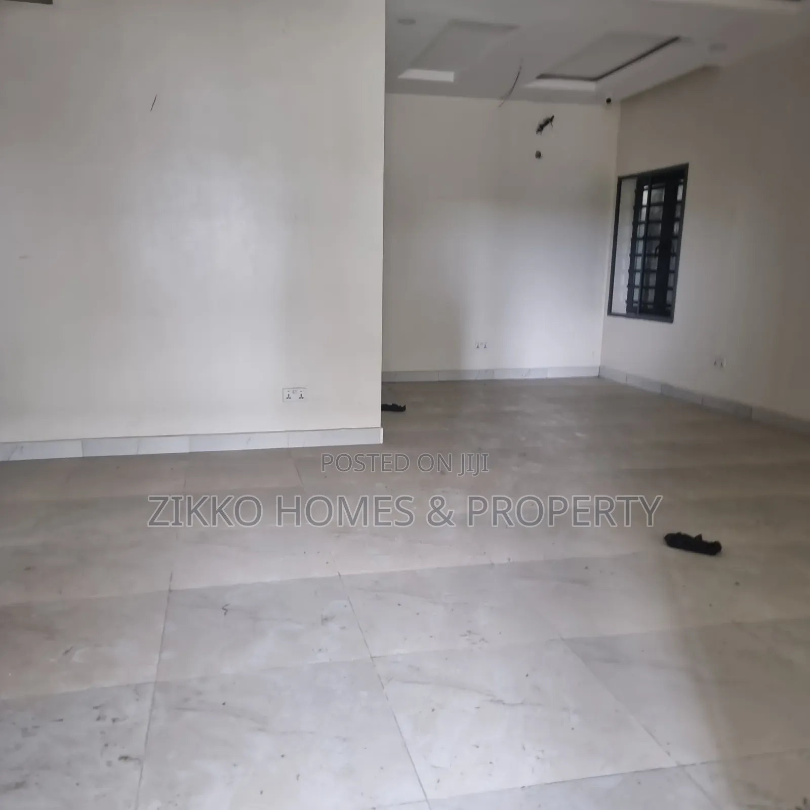 3bdrm Townhouse/Terrace in Boulevard Estate, Lekki for sale in Lekki