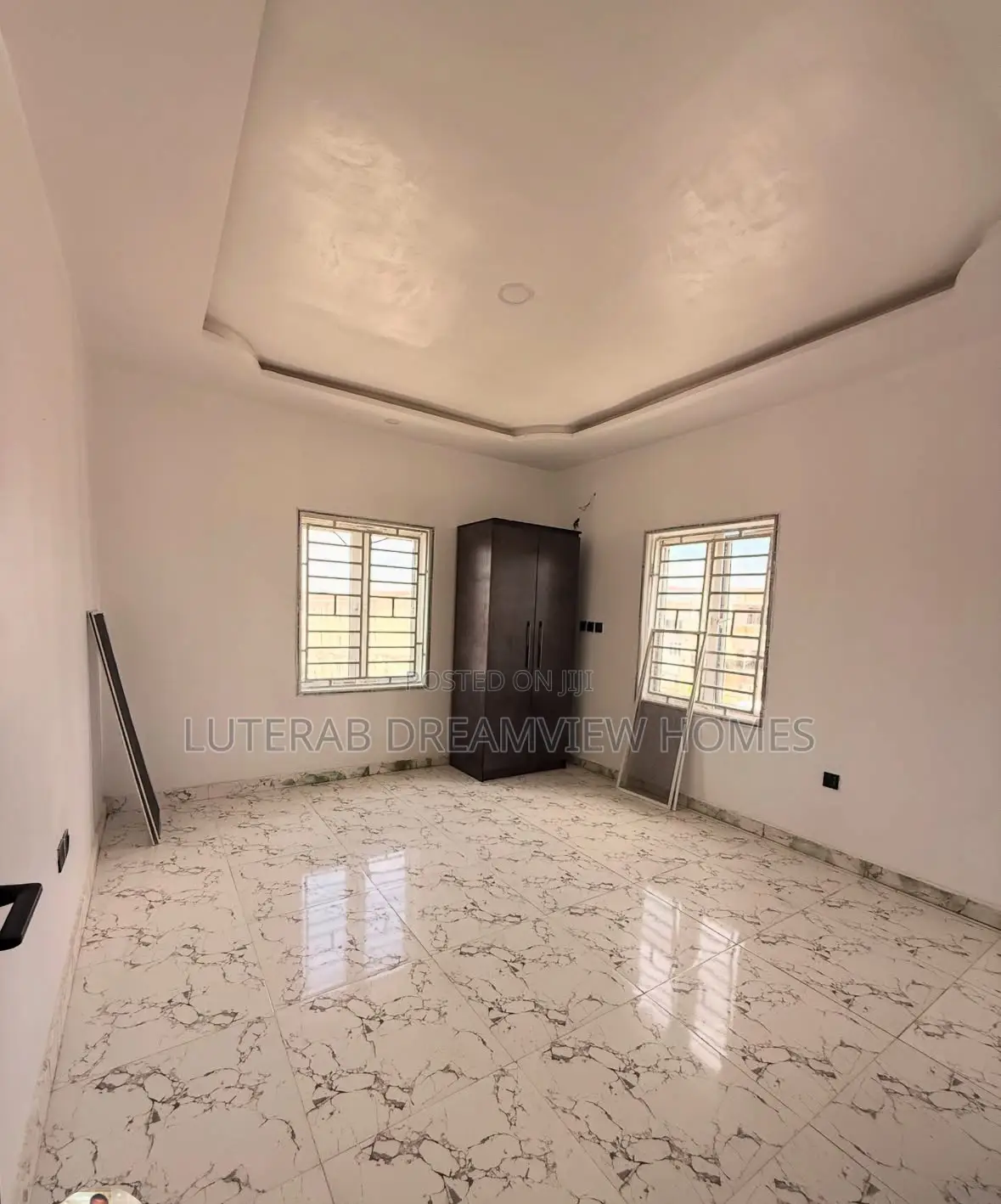 3bdrm Block of Flats in Wuye for rent in Wuye