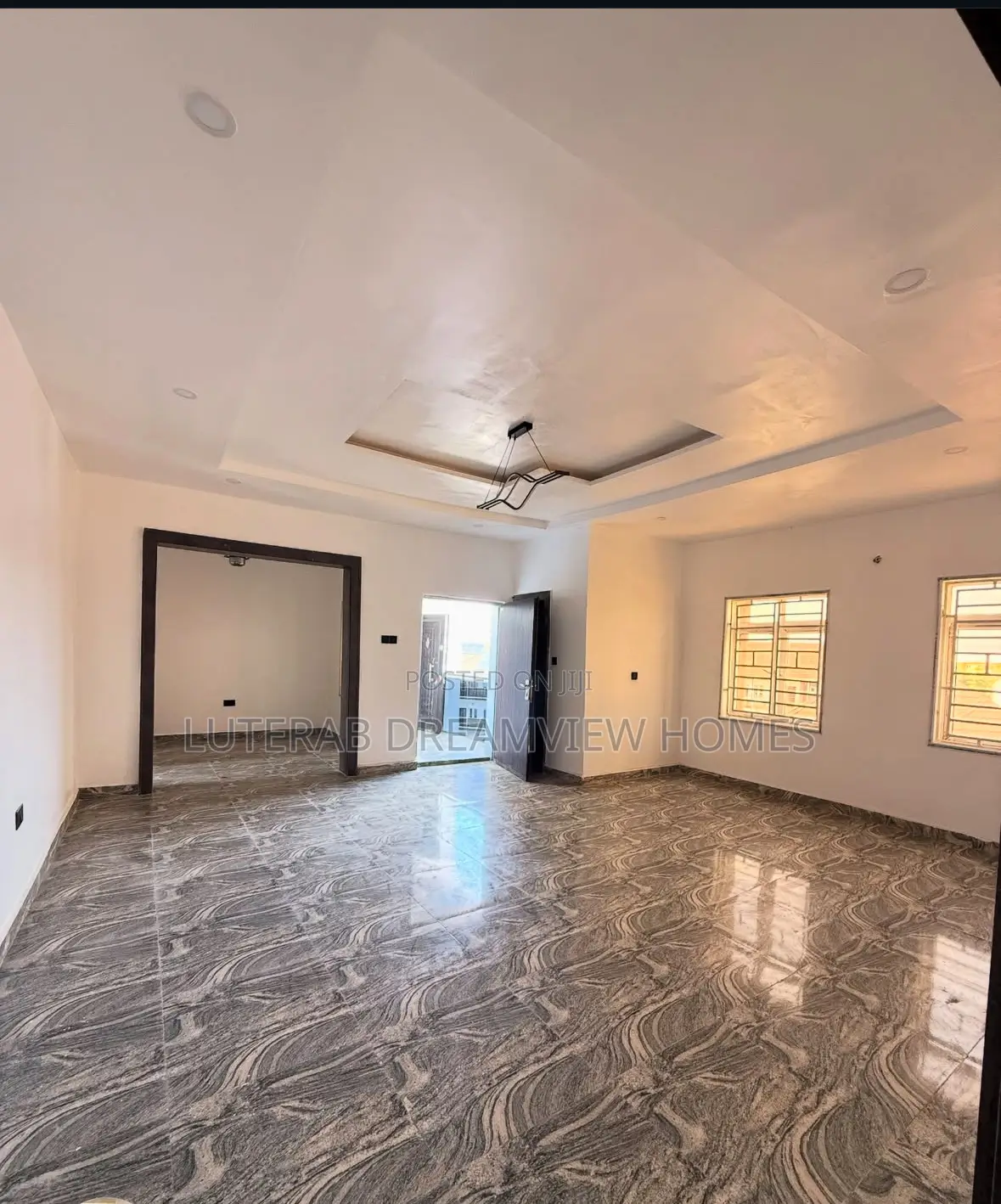 3bdrm Block of Flats in Wuye for rent in Wuye