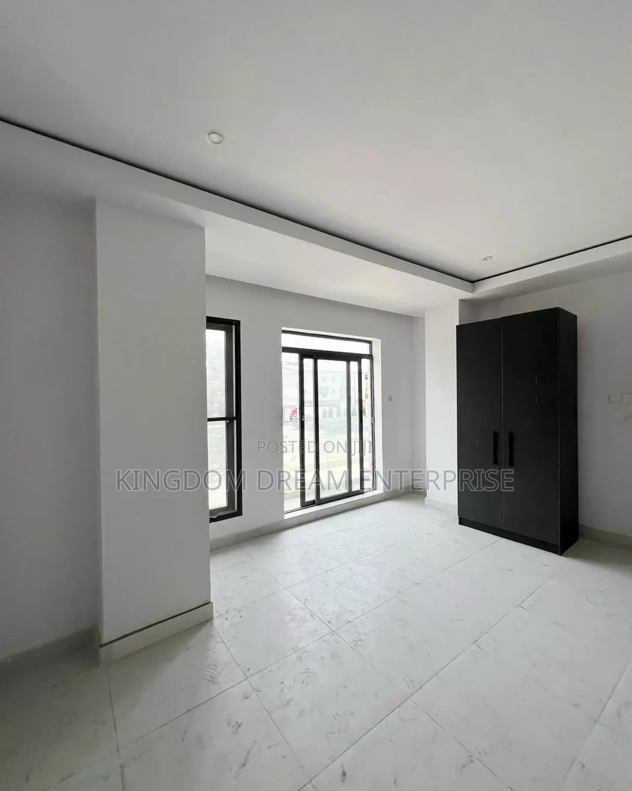 3bdrm Block of Flats in Lekki Phase 1 for rent in Lekki Phase 1