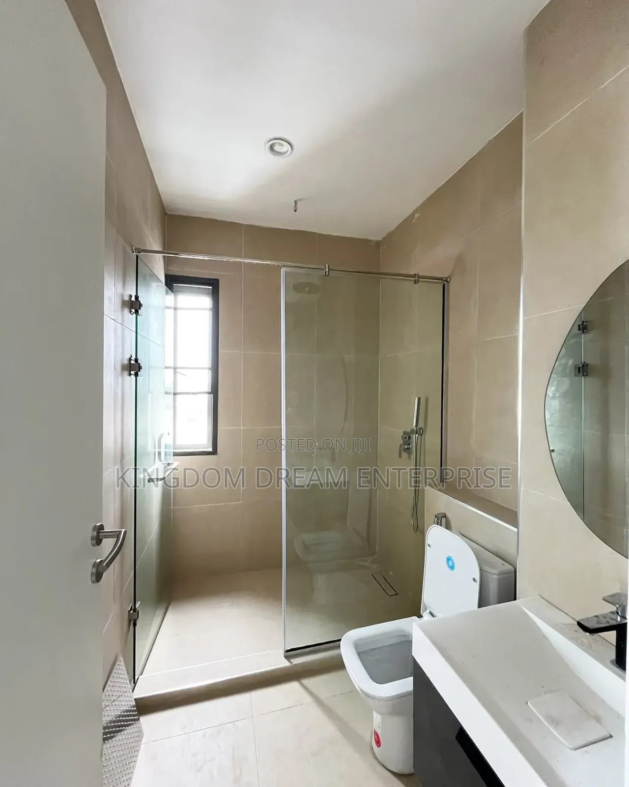 3bdrm Block of Flats in Lekki Phase 1 for rent in Lekki Phase 1