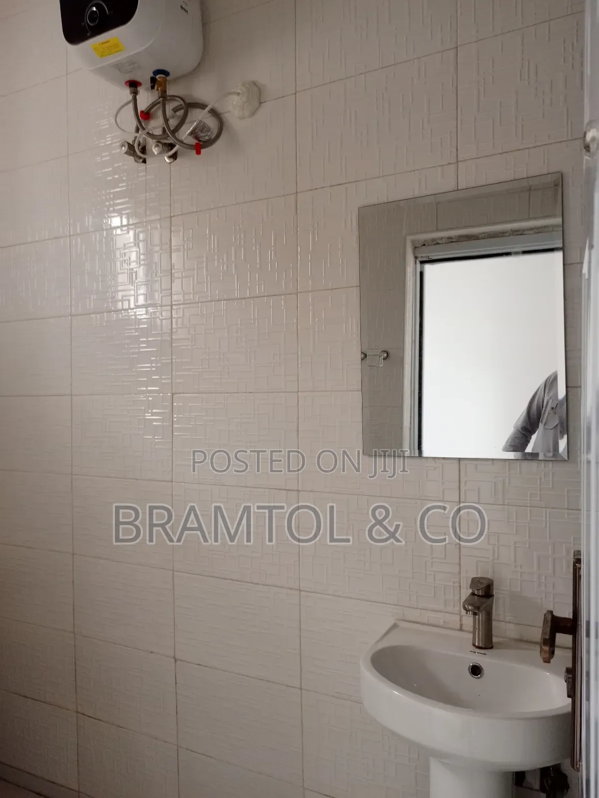 2bdrm Penthouse in White House, Wuse 2 for rent in Wuse 2